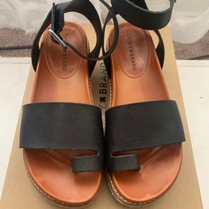 Lucky Brand 6.5 Black Sandals